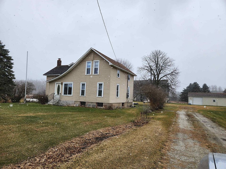 1st image of 683 Hickory Island Rd