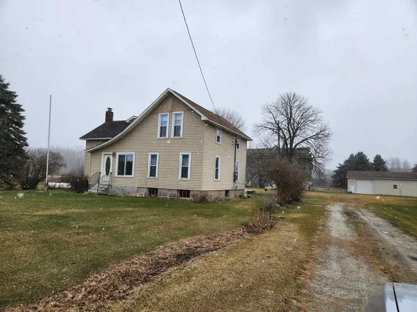 683 Hickory Island Rd, Standish, MI 48658