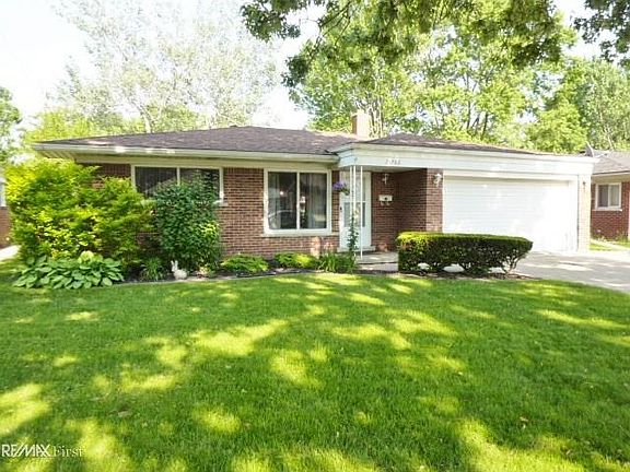 2nd image of 25766 Audrey Ave