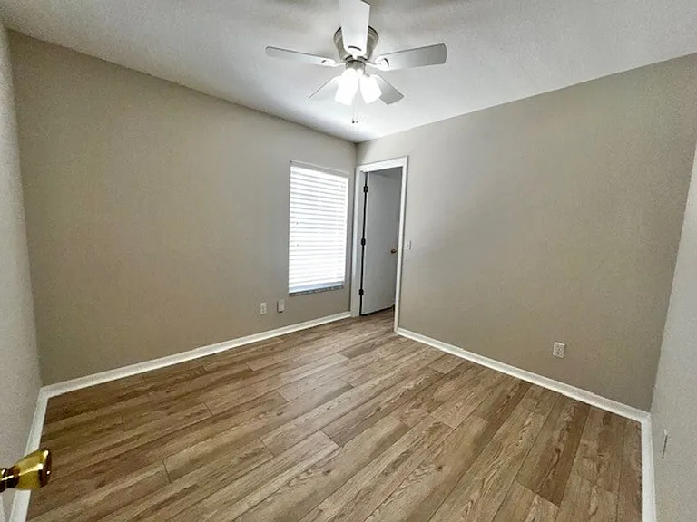 2024 Donegan Pl — Photo 44