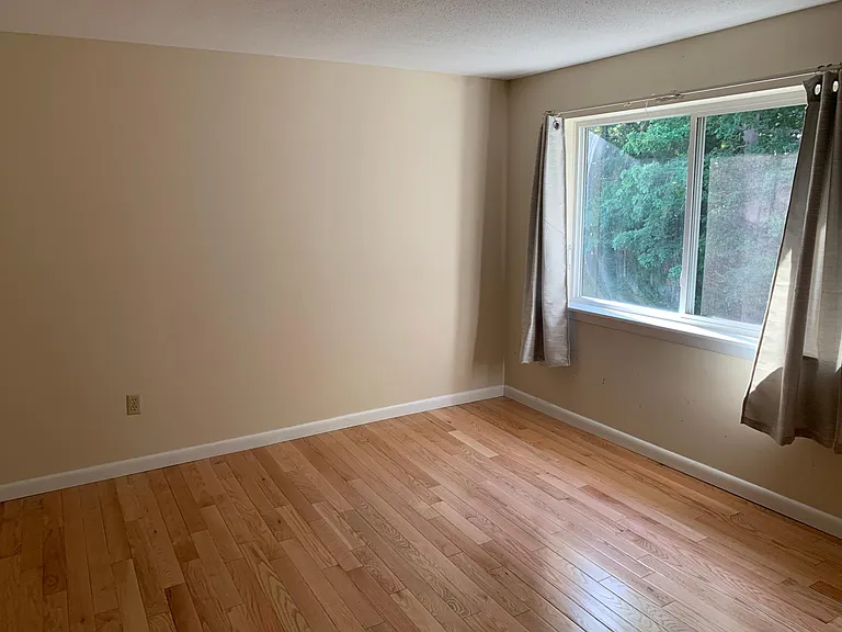 36 Stone Pond Rd — Photo 9