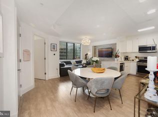 555 Massachusetts Ave NW APT 813, Washington, DC 20001