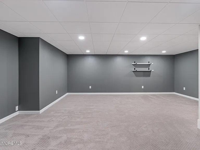 15 Faxon Dr — Photo 30