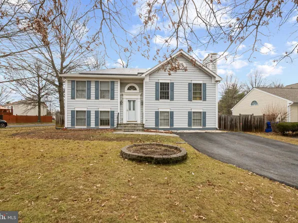 20816 Scottsbury Dr, Germantown, MD 20876