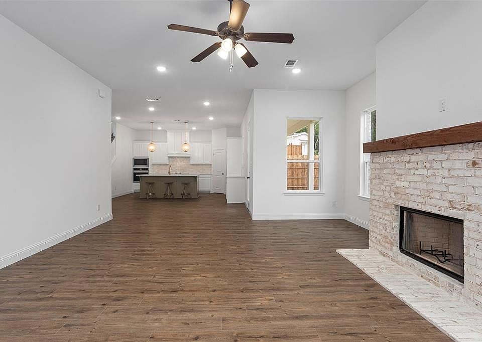 8956 Armstrong Ct, Benbrook, TX 76126 Zillow