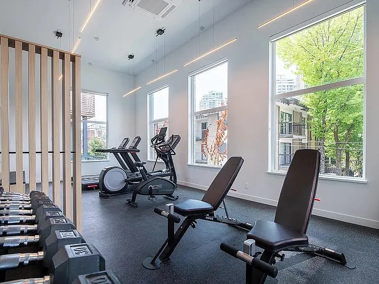645 Como Lake Ave #204 — Photo 40