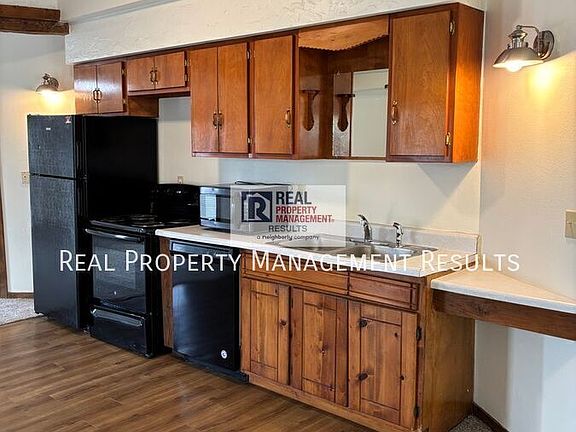 5th image of 409 S Bosse Ave #B