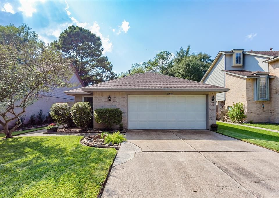 1st image of 16611 Capewood Dr