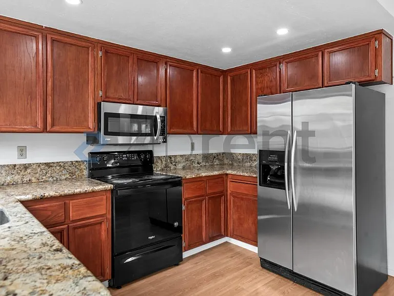 2872 Pickford Pl — Photo 12