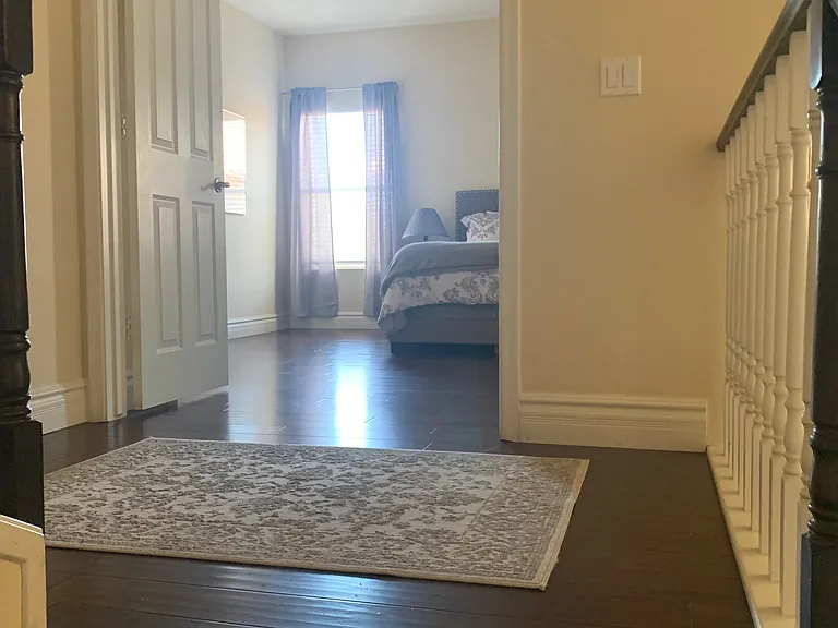 548 W Mendoza Ave — Photo 19