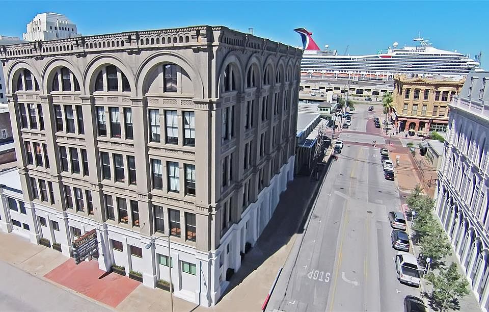 1st image of 2402 Mechanic St #305