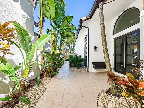 2nd image of 6547 Via Rosa