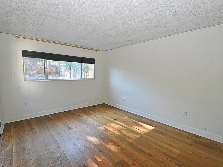 1339 Faland Way — Photo 11