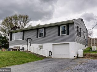 7935 Rider Ln, Hummelstown, PA 17036