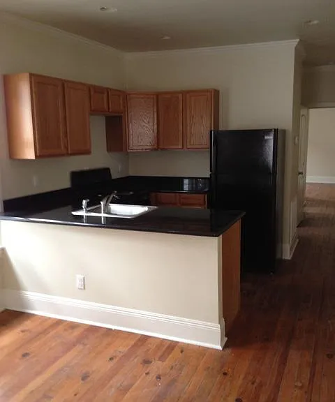 2625 Upperline St — Photo 2