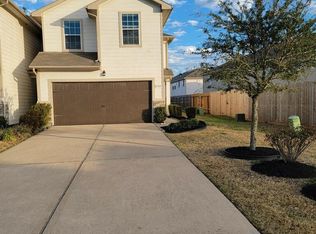 11528 Champions Green Dr, Houston, TX 77066