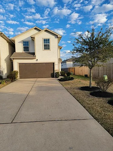 11528 Champions Green Dr Photo 1