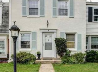 3 Irish Ct, Gaithersburg, MD 20878