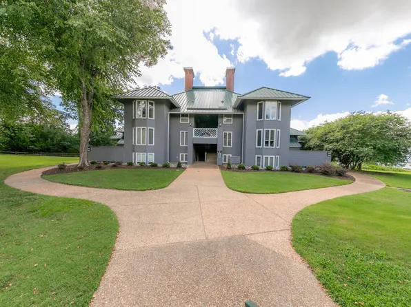 707 Graves Ordinary, Williamsburg, VA 23185