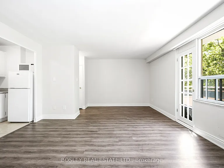 85 Lawton Blvd #403 — Photo 7