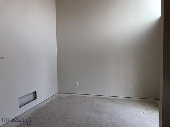 3rd image of 611 Oregon St #C