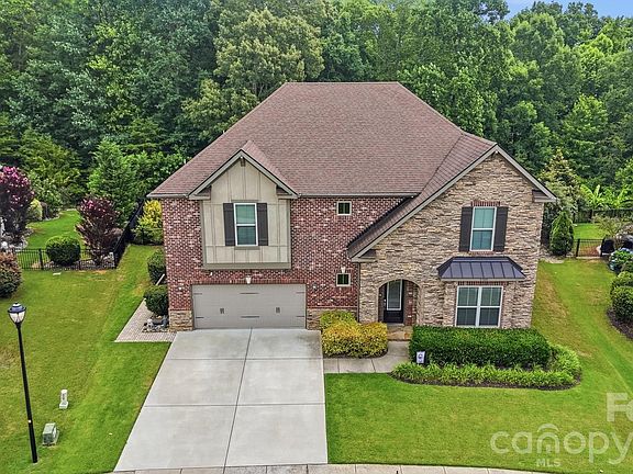 3rd image of 1385 Cilantro Ct