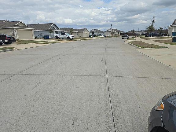 4th image of 1415 Highbridge Blvd