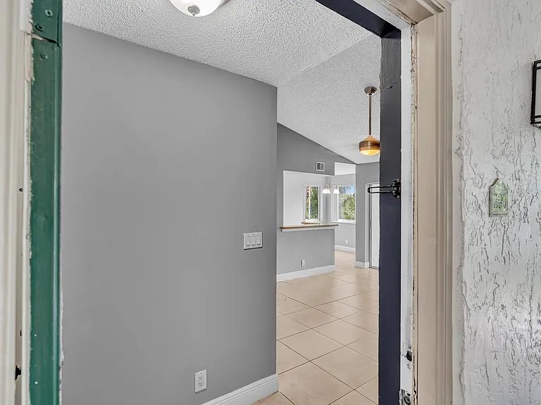 5740 Rock Island Rd #291 — Photo 27