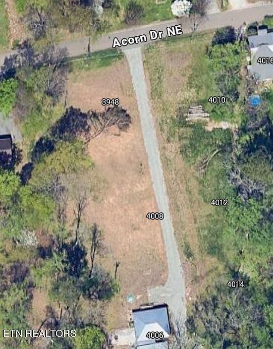 1st image of 3948 Acorn Dr NE