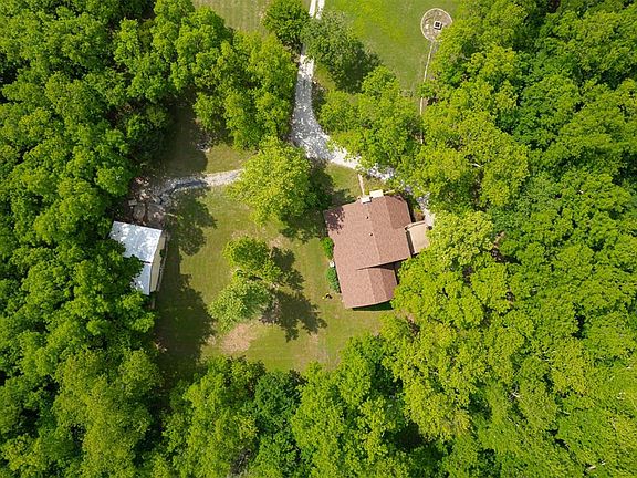 2nd image of 7725 Cemetery Rd