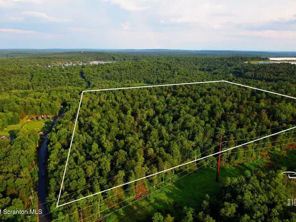 10.01 Am Hughes Blvd, Gouldsboro, PA 18424