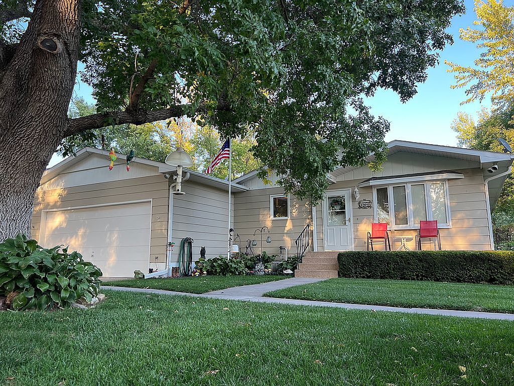 208 Block Ave, Hildreth, NE 68947 Zillow