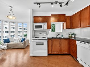 3089 Oak St #309, Vancouver, BC V6H2K8