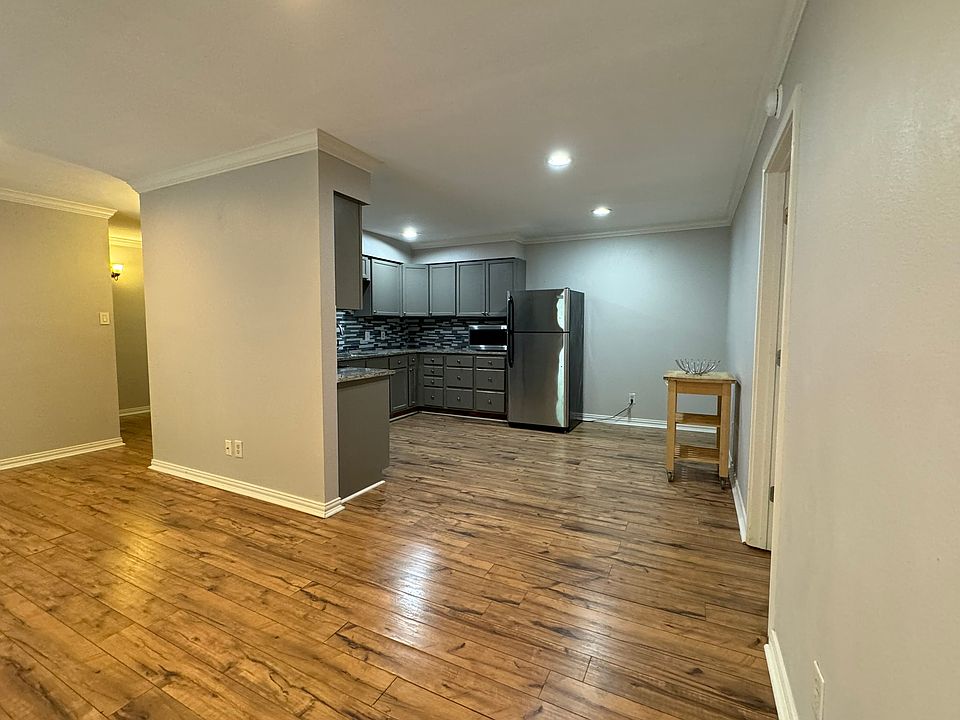 1st image of 4119 Medical Dr #302