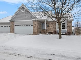 11296 Avocet Ct, Holland, MI 49424