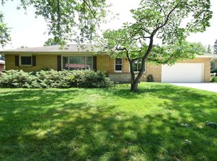 2763 Garden Ln W, Saint Joseph, MI 49085