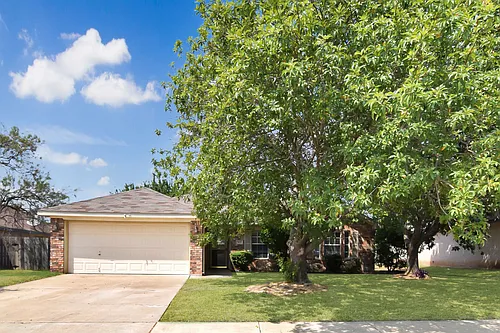 3109 Woodrow Dr Photo 1