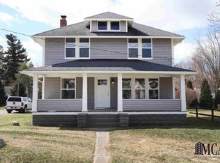 8241 Summerfield Rd, Lambertville, MI 48144