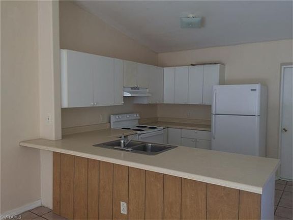 4th image of 18568 Miami Blvd