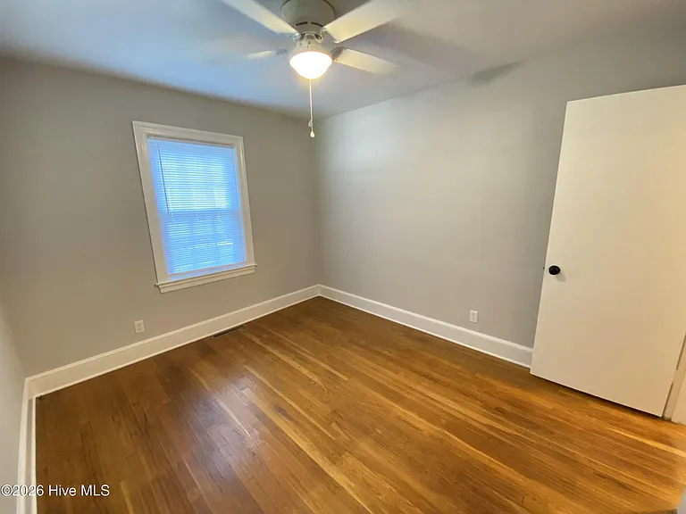 1710 S Elm St — Photo 13
