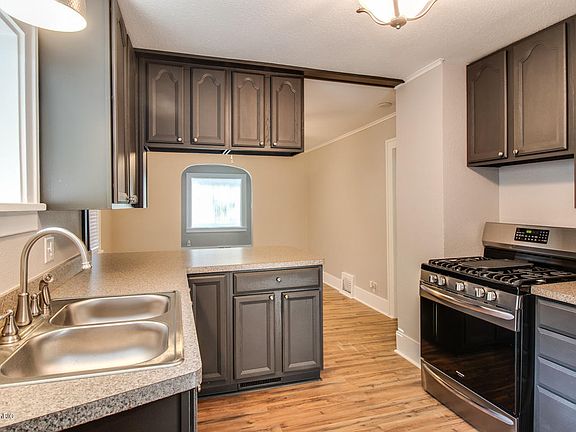 2nd image of 41 Lourim Ct