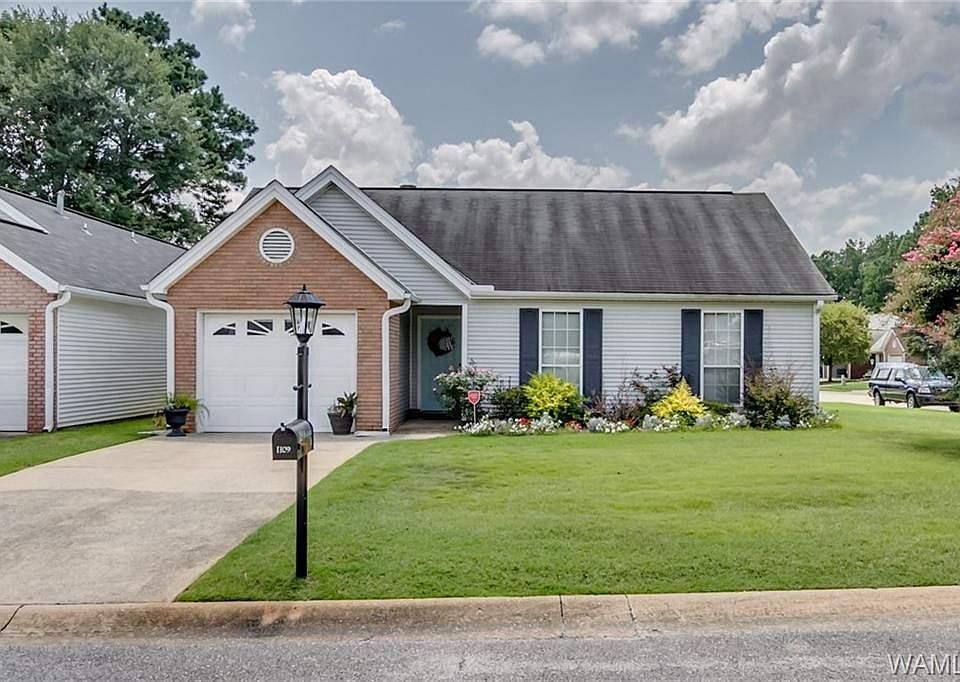 1st image of 1109 Mockingbird Ln