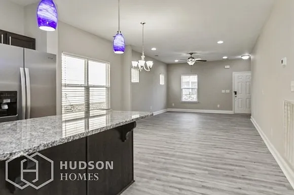 3 bed, 2.5 bath, 2677 sqft, $2,625 — Photo 4