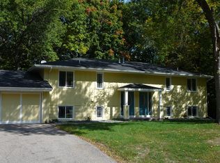 5435 Mallard Ln, Shorewood, MN 55331