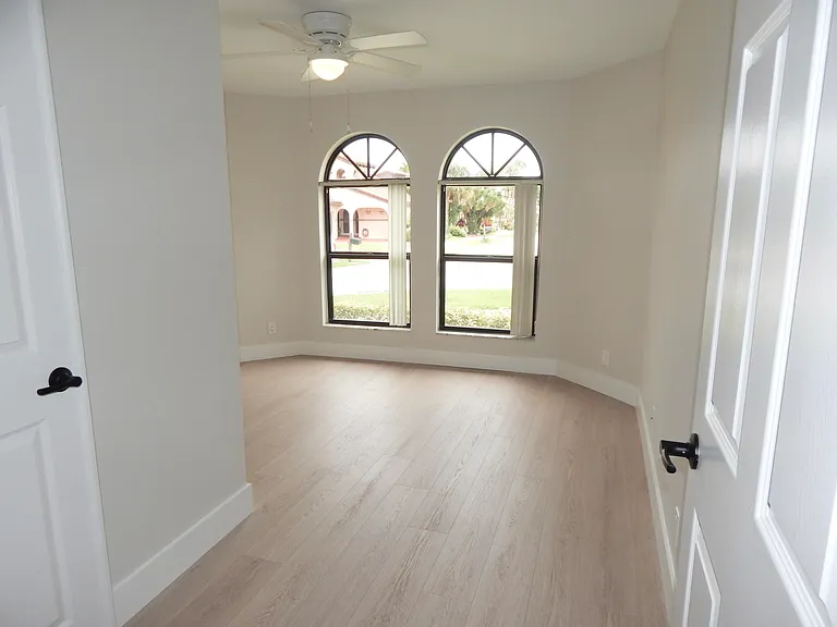 22864 Marbella Cir — Photo 22