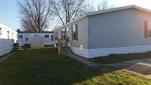 1st image of 1864 Carmel Dr