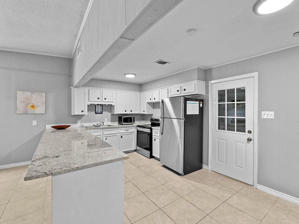 1st image of 5652 Conlin Dr #18107455