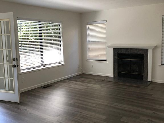 5th image of 1220 Appian Way