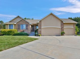 134 W Harmony Ct, Rose Hill, KS 67133