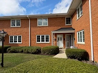 Building Photo - 1332 Greenwillow Ln #3